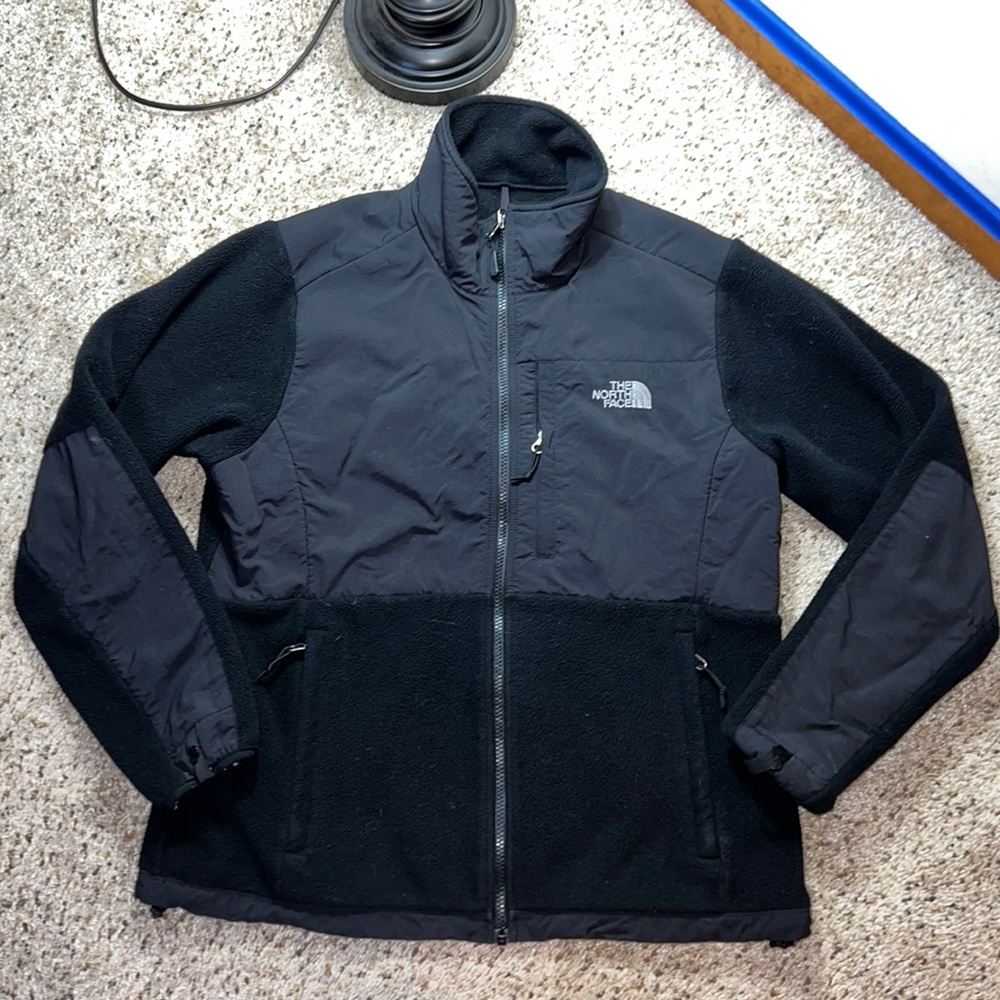 The North Face Black Fleece Zip Up Jacket- Large